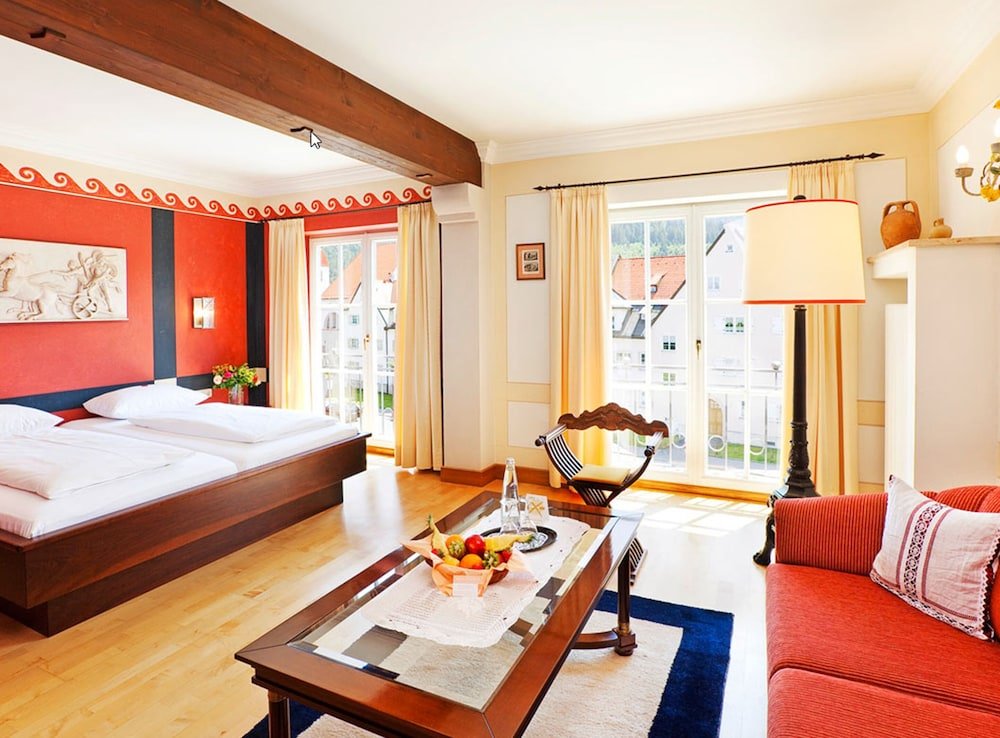 Фото Hotel Hirsch