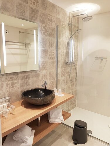 Внешний вид отеля Hotel Helios в Бланкенберге, фото 4