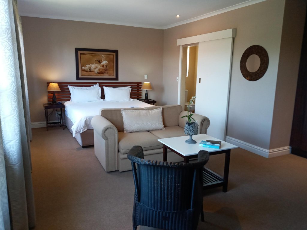 Фото La Roche Guest House