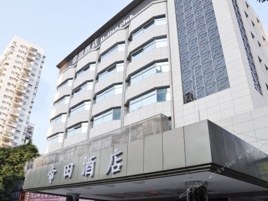 Фото отеля 1