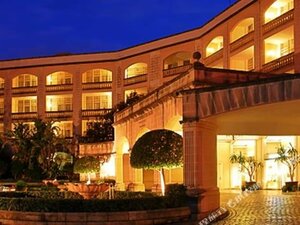 Гостиница Mo2 Westown Hotel San Juan в Баколоде