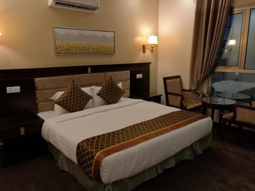 Фото Beautat Hotel