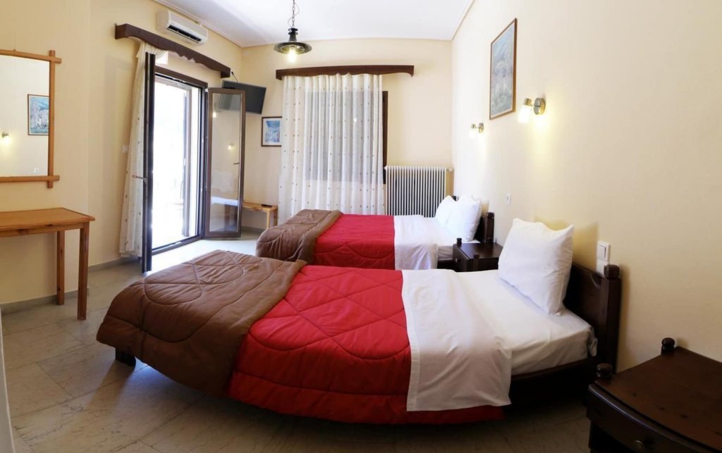 Фото Spartacus House