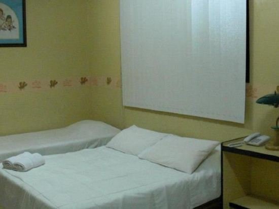 Фото Plaza Maria Luisa Suites Inn