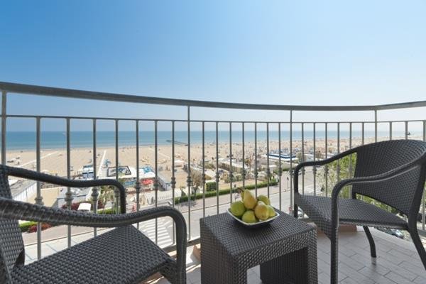 Фото Hotel Ambra