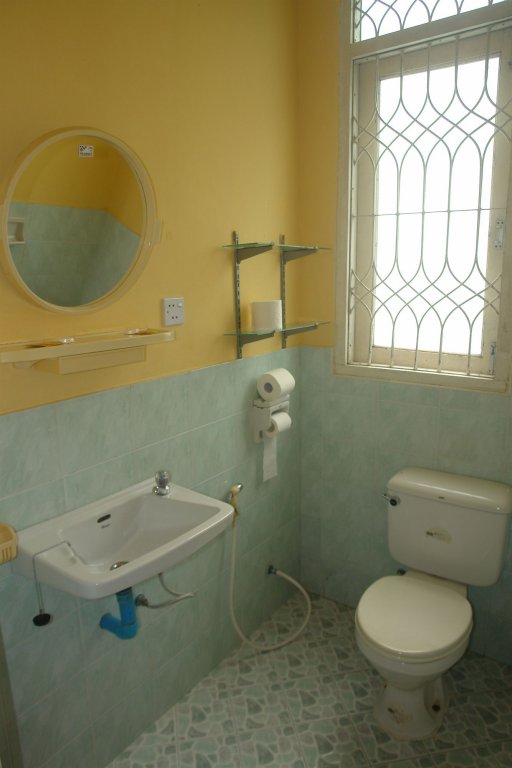 Фото Golden Guest Inn