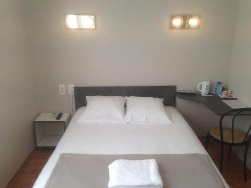 Фото Hôtel Le Rochegude