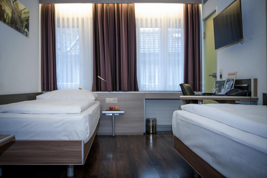 Фото Hotel Alexander