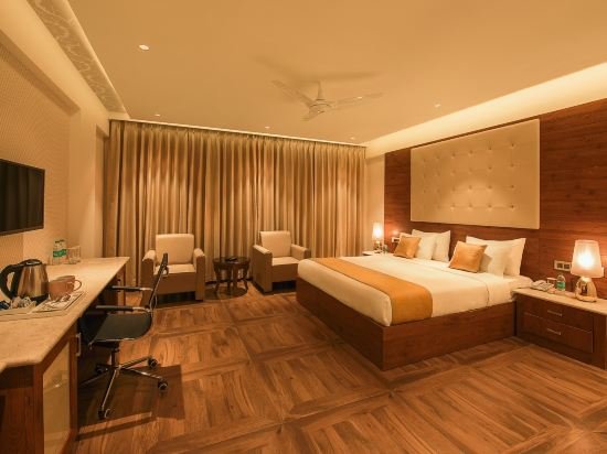 Фото White Lotus Hotel