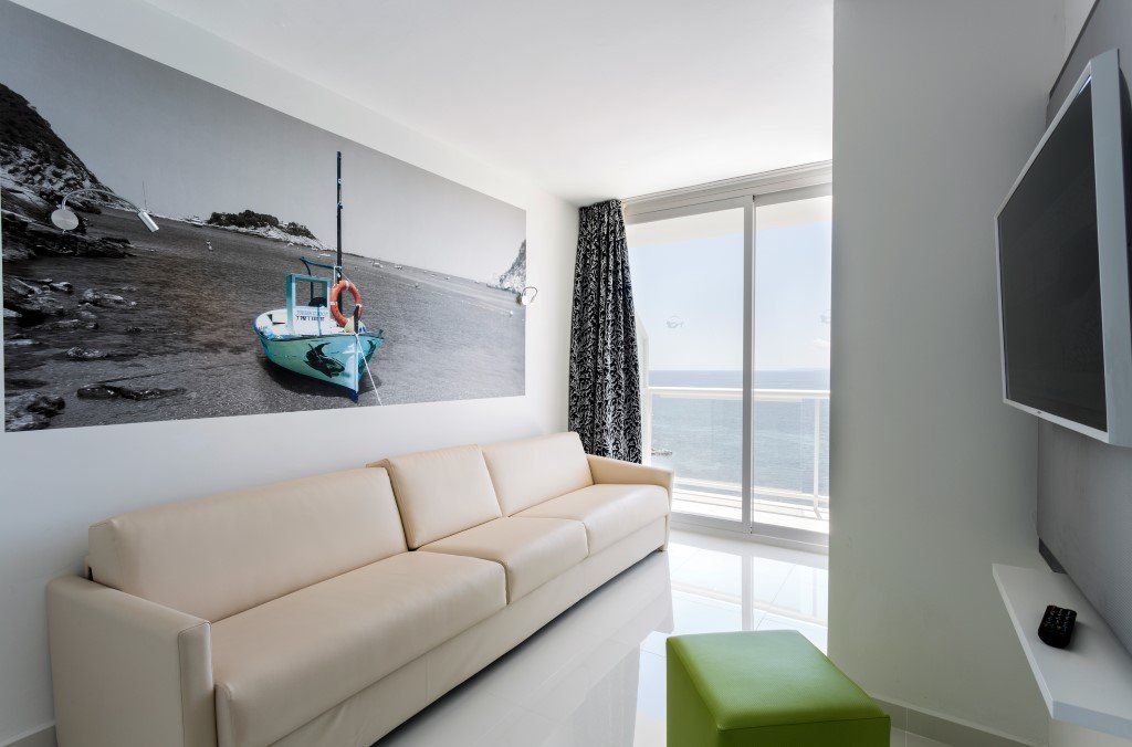 Фото The Ibiza Twiins Hotel