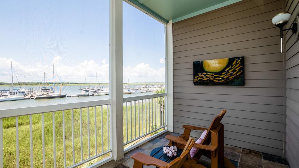 Фото Regatta Inn
