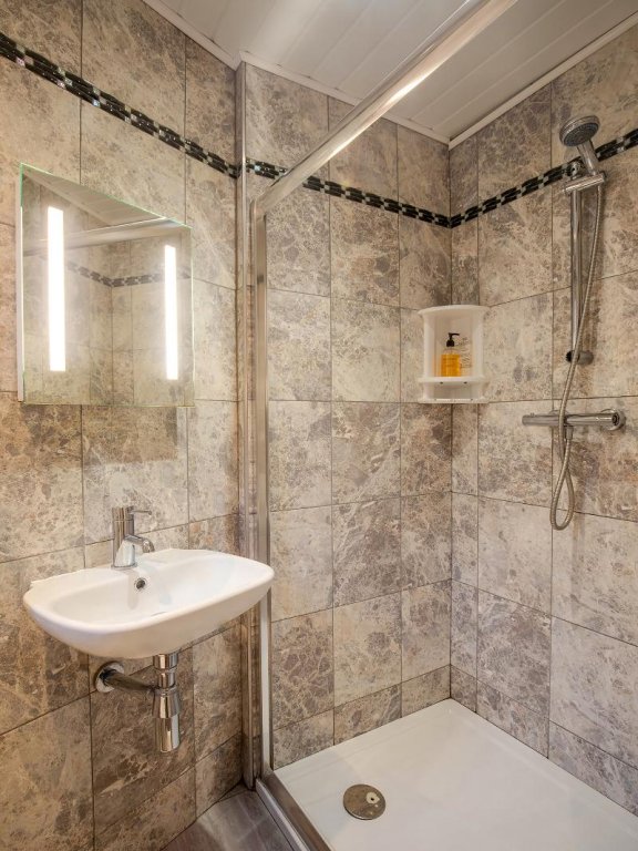 Фото Oyo Townhouse Apollo, Hyde Park