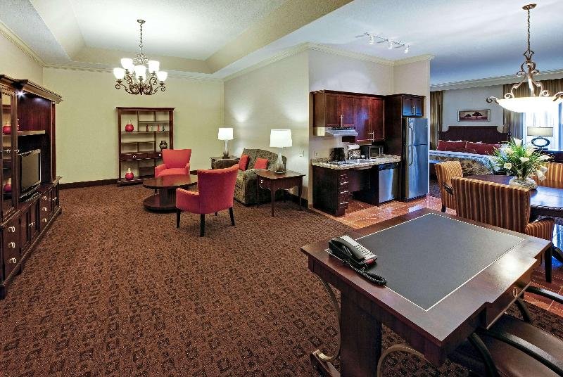 Фото Hawthorn Suites by Wyndham West Palm Beach