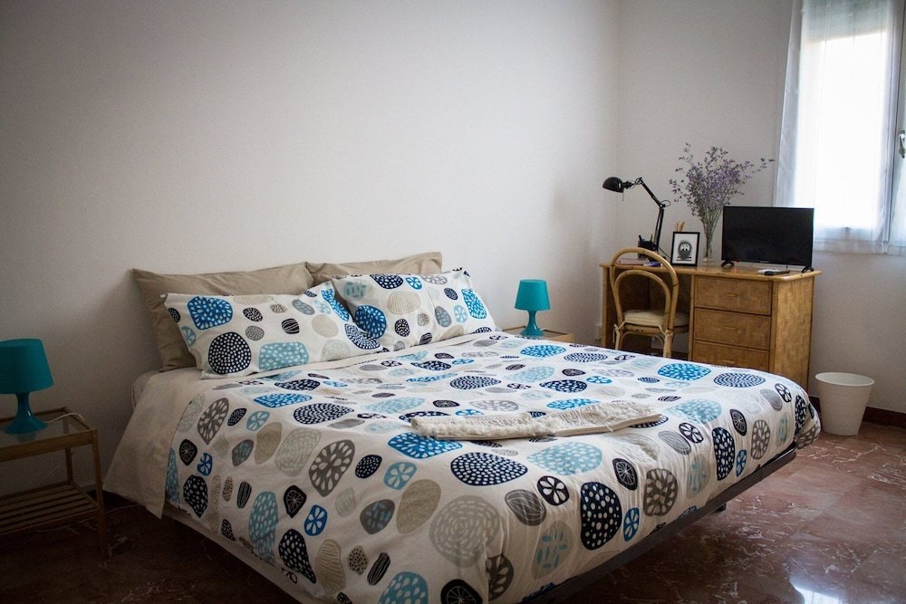 Фото R&b A due passi dal Lumière