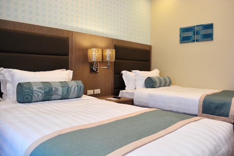 Фото Maayo Hotel