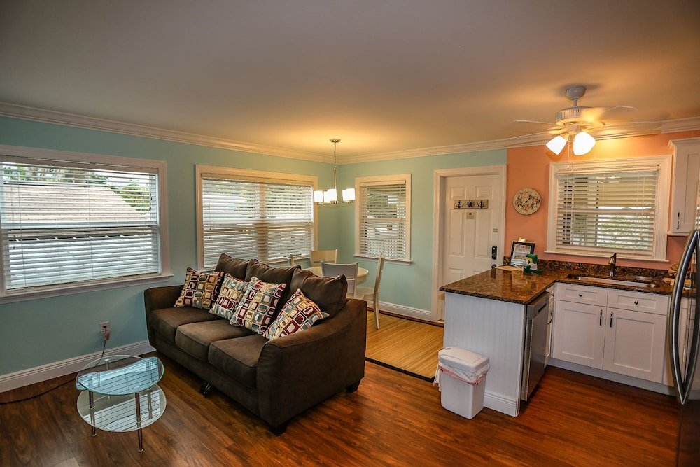 Фото 203 Fairweather Villa B