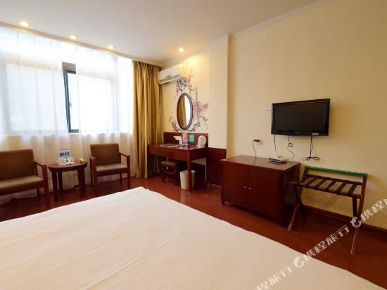 Фото GreenTree lnn huaibei Renmin Road