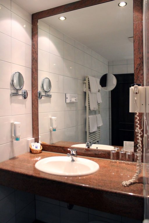 Фото Altstadthotel Arch