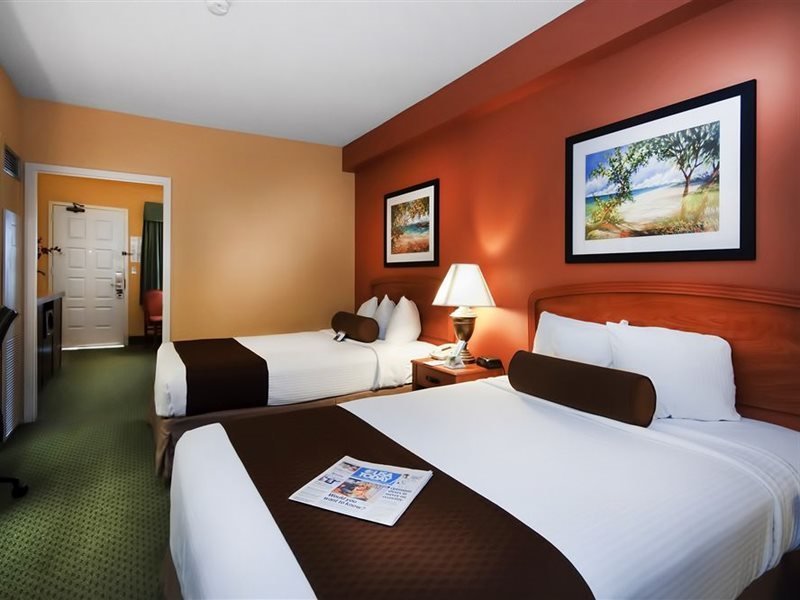 Фото Best Western Plus Deerfield Beach Hotel & Suites