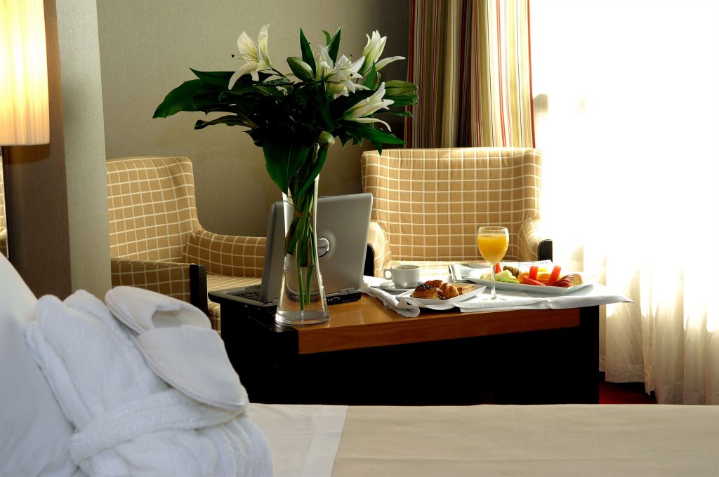 Фото Hotel Sercotel Princesa de Eboli