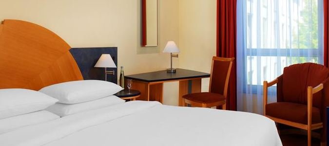 Фото Sheraton Offenbach Hotel