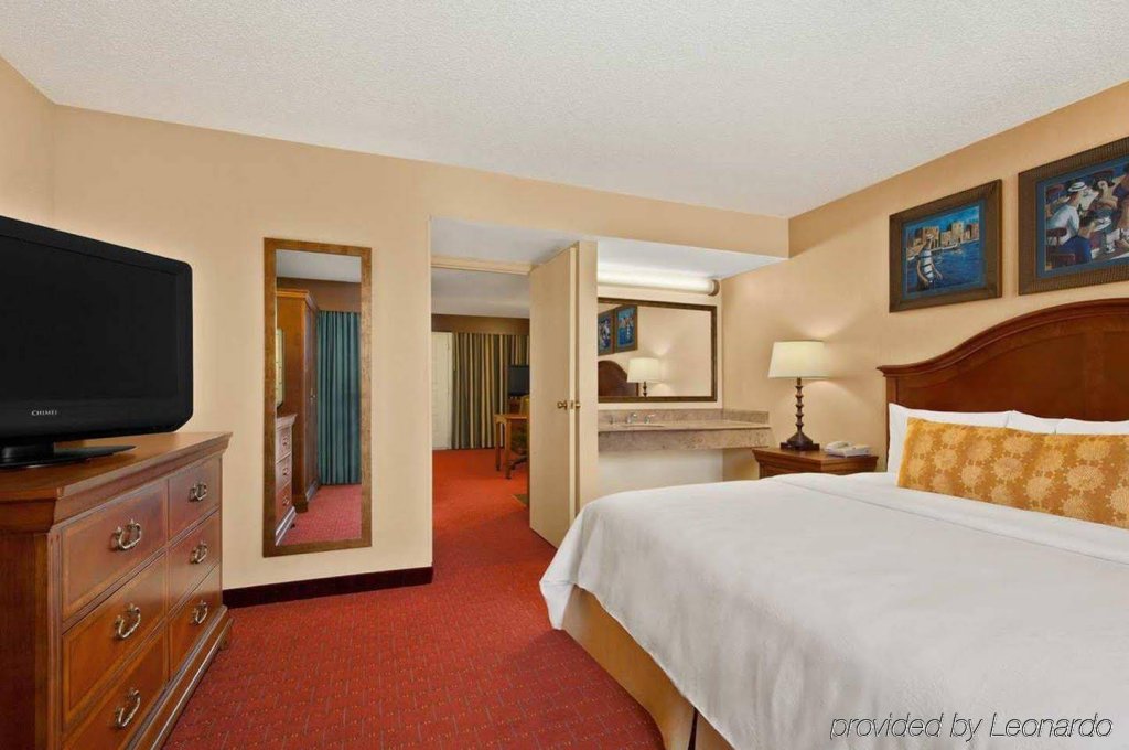 Фото Embassy Suites by Hilton Orlando North