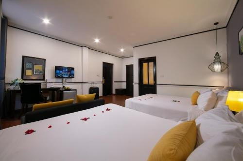 Фото Hanoi Secret Garden Hotel