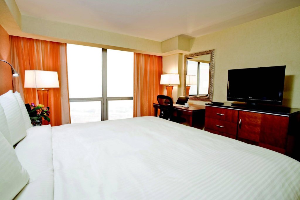 Фото Le Méridien Essex Chicago