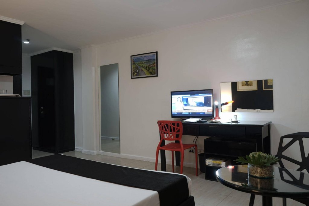 Фото The Contemporary Hotel