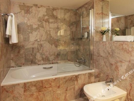 Фото Arcotel Kaiserwasser Vienna