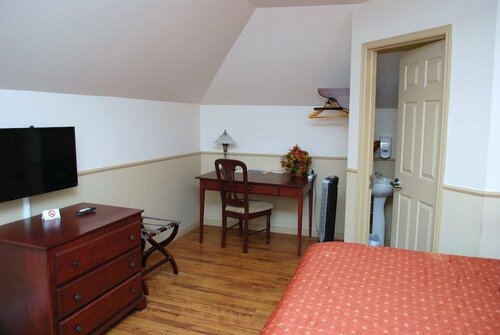 Хостел Auberge de l'Evêché в Римуски