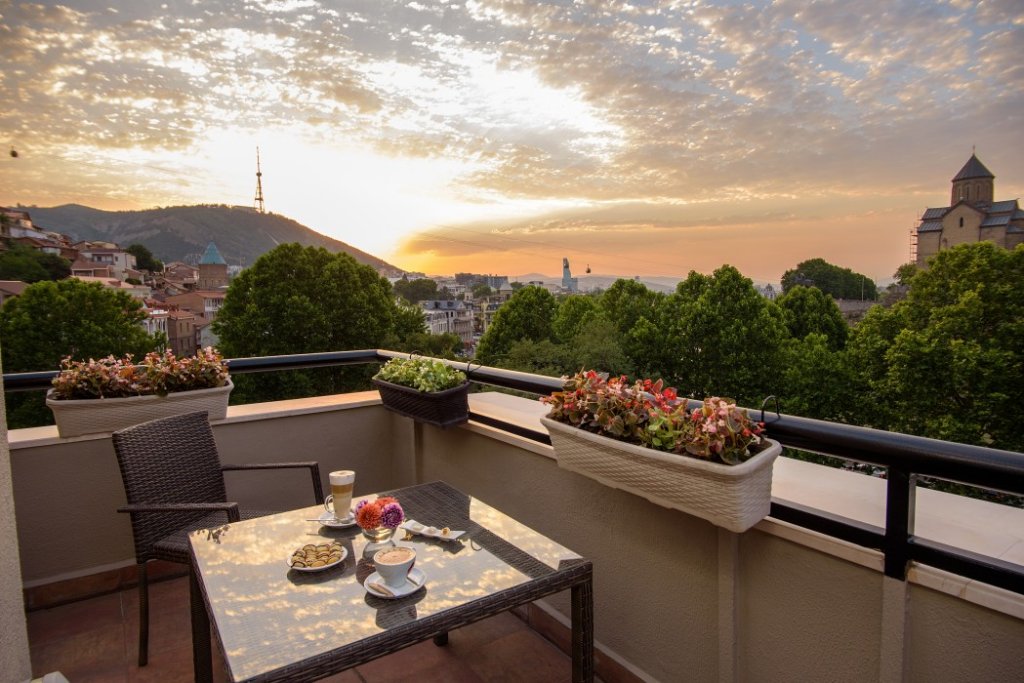 Фото Tiflis Palace