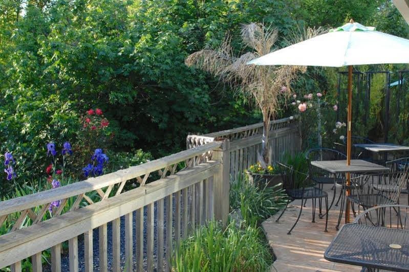 Фото Baechtel Creek Inn, Ascend Hotel Collection