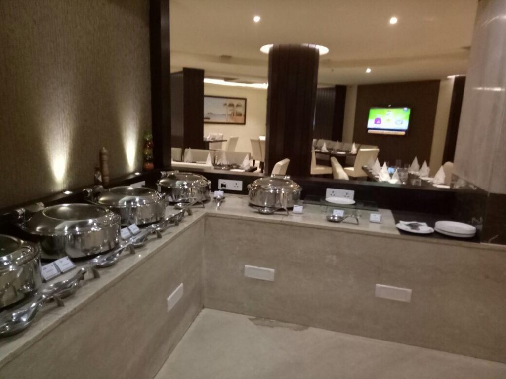 Фото Days Hotel by Wyndham Jalandhar Jyoti Chowk