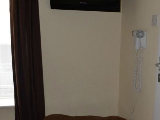 Фото The Black Lion