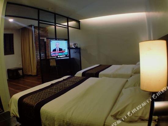 Фото Super 8 Hotel @ Georgetown