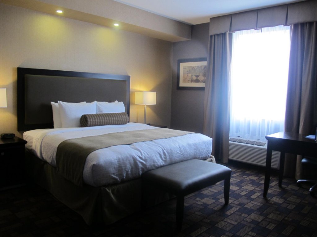 Фото Best Western Plus Fox Creek