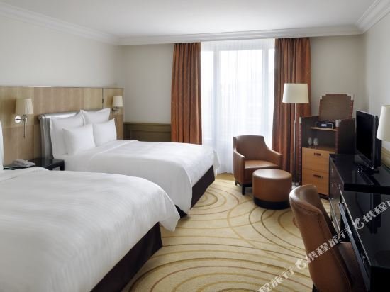 Фото Paris Marriott Champs Elysees Hotel