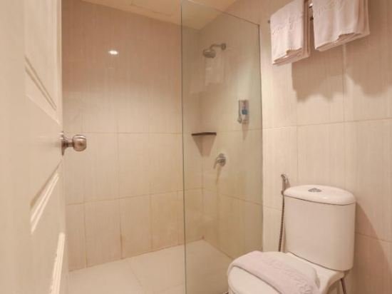 Фото Ramayana Hotel