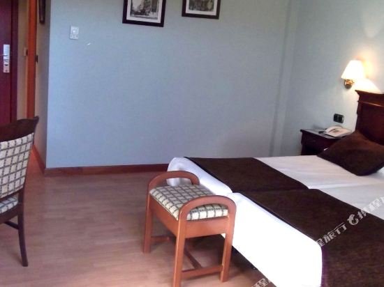 Фото Hotel Lasa Sport