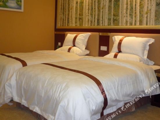 Фото Junyue Hotel