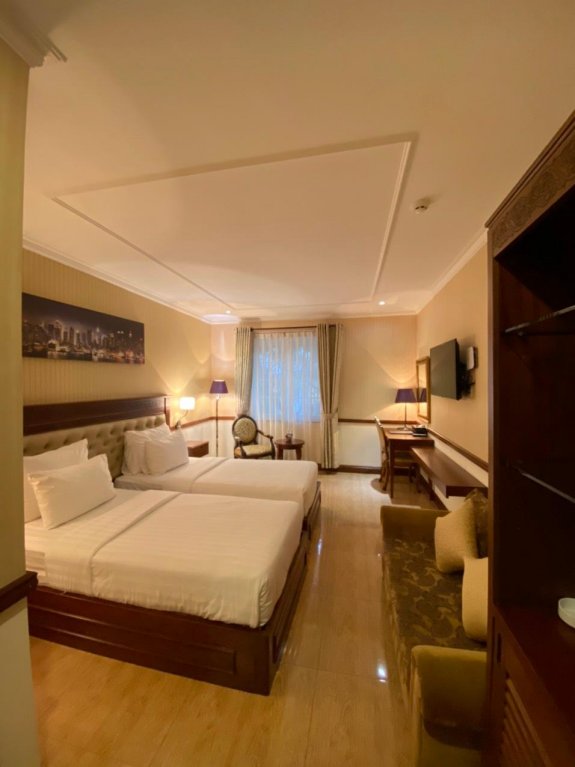 Фото Central Hotel and Residences