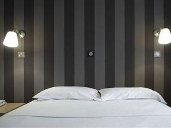 Фото Hôtel du Théâtre