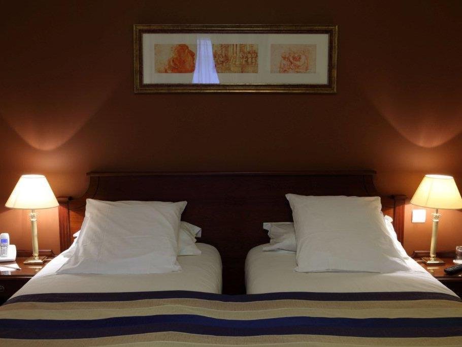 Фото Amiral Hôtel