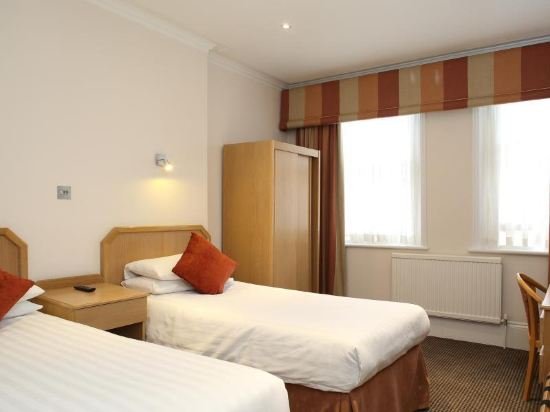 Фото Phoenix Hotel