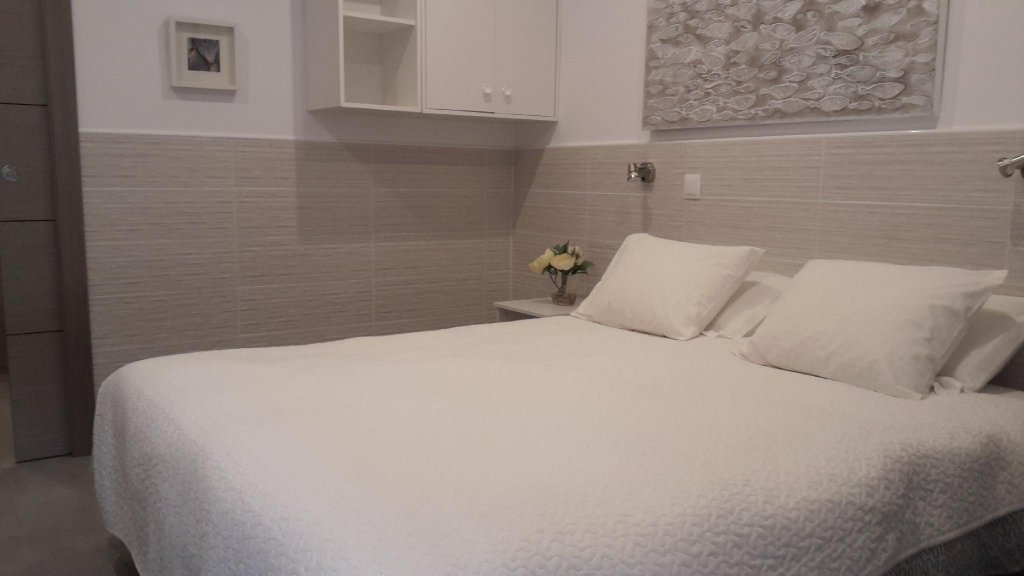 Фото Hostal House