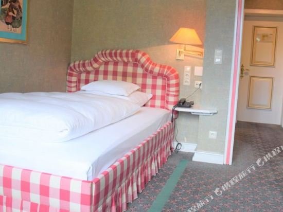 Фото Hotel Edelweiss