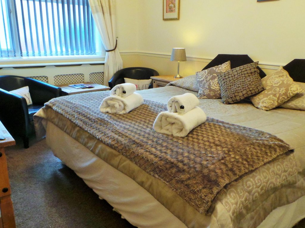 Фото Chester Court Hotel