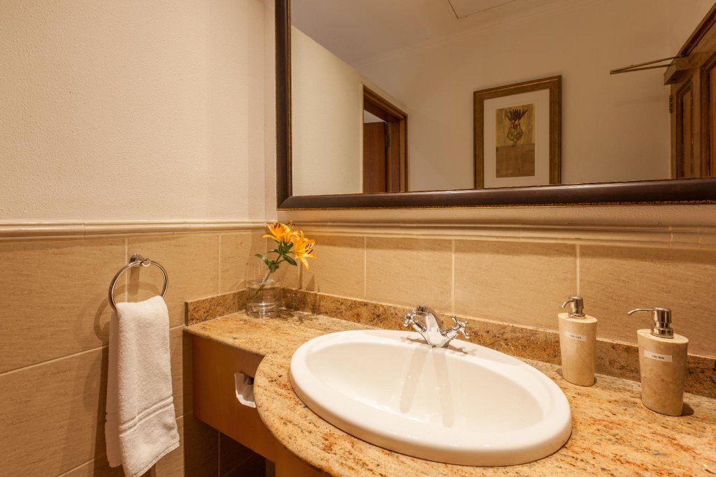 Фото Courtyard Hotel Arcadia