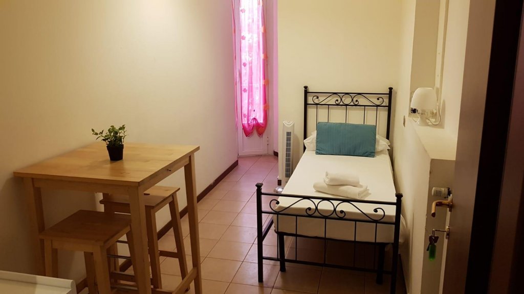 Фото I Am Here - Gioia 71